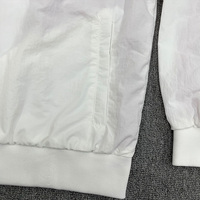 Veste à capuche personnalisée pour hommes, sweat-shirt à col montant pour l'hiver avec bandes réfléchissantes pour vêtements de sport en nylon