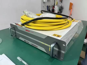 Nuova Sorgente <span class=keywords><strong>Laser</strong></span> a Fibra Max Photonics MFSC-1000X 1000W per Macchine da Taglio <span class=keywords><strong>Laser</strong></span> a Fibra per Metalli, Parti con Garanzia di 2 Anni - Product Image 3