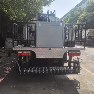 Camión rociador de betún Dongfeng 4x2 de alta calidad de 5000 litros para camiones de pavimentación de construcción de carreteras a la venta