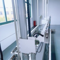 Machine automatique de découpe transversale et verticale pour rideaux, pour hauteur fixe et découpe sur mesure