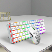 Vente chaude HXSJ V700 RGB lumineux USB nouveau clavier souris Combos 61 touches ensemble de jeu pour membrane anglaise