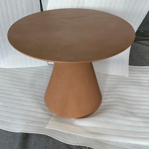 Mesas de Comedor Modernas de Estilo Simple, Redondas, Marrones, con Revestimiento de Hormigón Liso y Marco de Madera para Restaurante - Product Image 2