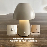 Lampe LED sans fil mini champignon en métal, à commande tactile, rechargeable, lumière chaude, pour bureau, salon, coiffeuse et décoration intérieure