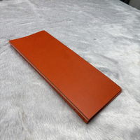 Couverture de menu de mariage classique rectangulaire en cuir véritable fait main avec logo de restaurant personnalisé