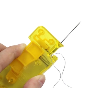 Enhebrador Automático <span class=keywords><strong>de</strong></span> Agujas para el Hogar, Herramienta DIY, Dispositivo para Máquina <span class=keywords><strong>de</strong></span> Coser Manual, Enhebrador Automático para Punto <span class=keywords><strong>de</strong></span> Cruz, Accesorios Domésticos al por Mayor - Product Image 3