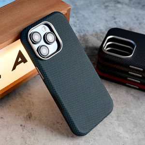 <span class=keywords><strong>2025</strong></span>畅销纯色16 Promax电脑手机壳简约商务风格亲肤手机保护器 - Product Image 2