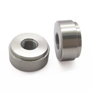Raccord de soudure femelle 1/8 NPT en acier inoxydable usiné CNC, base de soudure ronde étagée pour fabrication de réservoirs, taille personnalisée disponible - Product Image 1