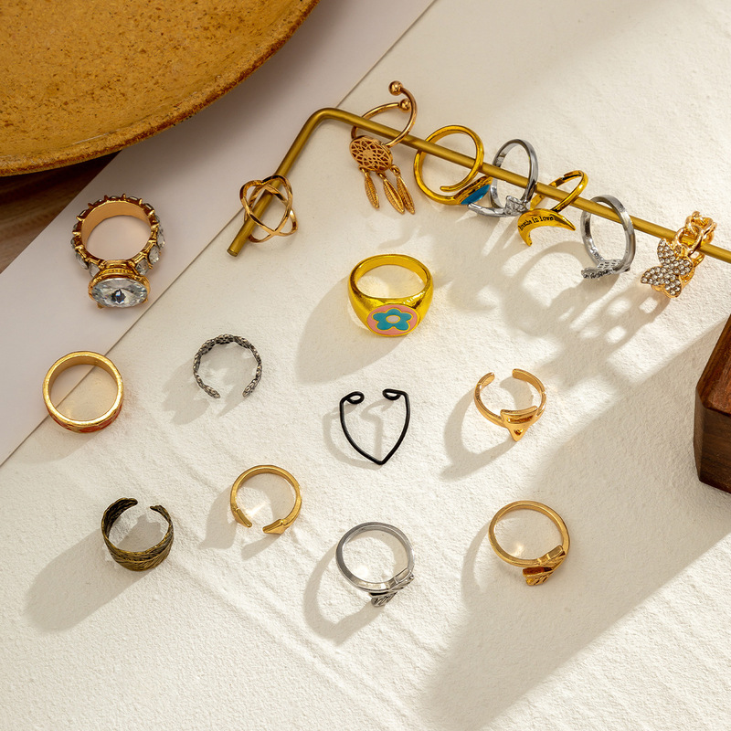 Vintage Turpentine Flower Index Toe Ring