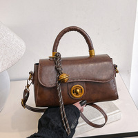 Bolso de Hombro Cruzado para Mujer, Diseño Moderno de Invierno, Pequeño y Cuadrado con Cierre de Bloqueo, Estilo Casual y Femenino para Uso Diario