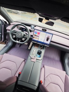 Tapis de sol de voiture en TPE toutes saisons Nissan Patrol 2012-2023, 3 pièces, épaisseur 10 mm, motif bicolore, personnalisable - Product Image 1
