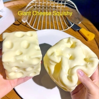 Recherche d'agents de gros KJKJ : Jouet en forme de fromage transparent, souple et amusant, en TPE écologique, anti-stress, sans remontée, pour un plaisir assuré.