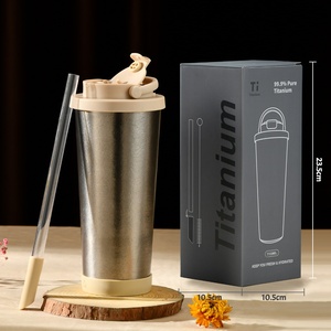 Nuevo <span class=keywords><strong>Termo</strong></span> de Doble Capa de 710 ml con Aislamiento al Vacío y Pajita, Diseño Moderno y Minimalista, Portátil <span class=keywords><strong>para</strong></span> Hombres y Mujeres, 2026 - Product Image 3