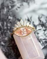 Bague en diamant rose Marquise cultivé en laboratoire certifié IGI CVD HPHT 2-4 carats Or 14K 18K Sertissage clos Est-Ouest Bijoux fins personnalisés