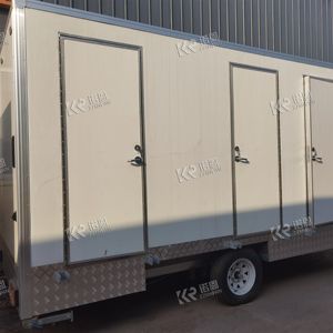 Casa Cápsula Prefabricada Modular de Lujo de 2 Dormitorios con Estructura de Contenedor de Acero Impermeable, Cabaña Portátil - Product Image 1