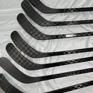 <span class=keywords><strong>Palo</strong></span> <span class=keywords><strong>de</strong></span> <span class=keywords><strong>hockey</strong></span> sobre hielo <span class=keywords><strong>de</strong></span> fibra <span class=keywords><strong>de</strong></span> carbono flexible <span class=keywords><strong>30</strong></span> 40 ligero <span class=keywords><strong>de</strong></span> alta resistencia <span class=keywords><strong>palo</strong></span> <span class=keywords><strong>de</strong></span> <span class=keywords><strong>hockey</strong></span> para niños <span class=keywords><strong>de</strong></span> competición - Product Image 1