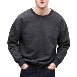Sweat-shirt à col rond à coupe décontractée, conçu pour une mobilité fluide, sensation confortable, décontracté, confort quotidien et flexibilité de superposition - Product Image 1