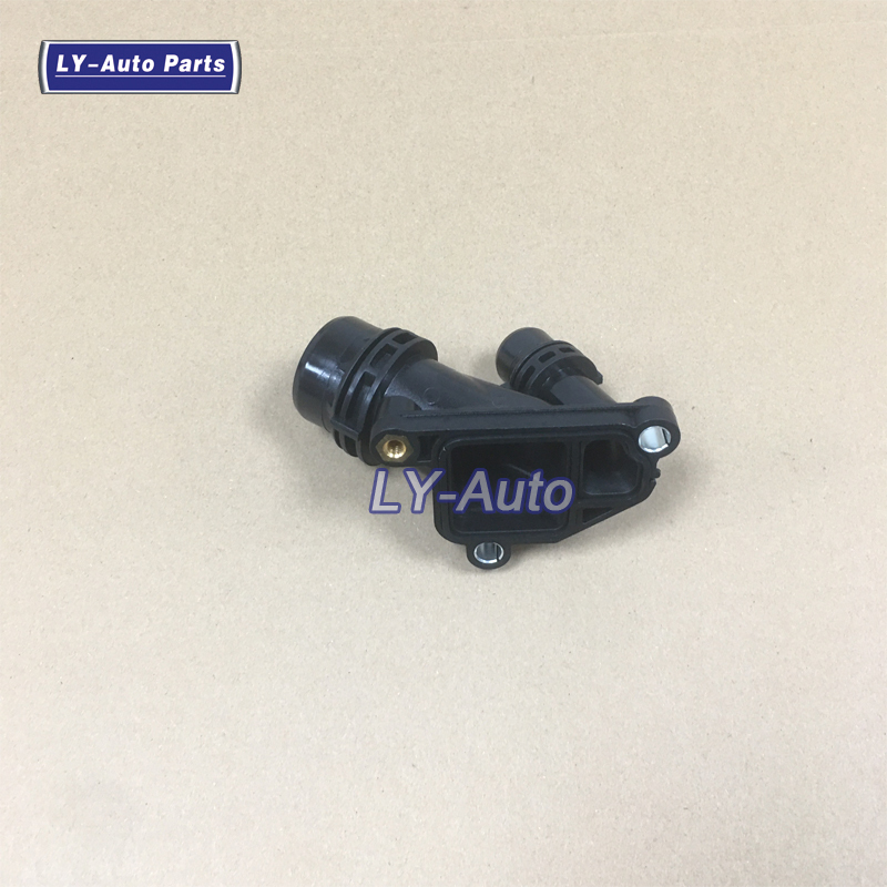 Connettore Serbatoio Tubo Refrigerante Per BMW Serie 5 F18 - In Lega Di Alluminio, Ricambio Per Numeri OEM 7622451, 17127619684