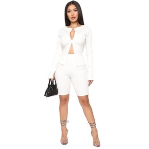 2020 las mujeres más Sexy Slim manga larga corta cremallera costilla de punto de rayas traje de falda pantalones cortos - Product Image 1