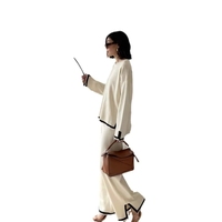 Ensemble deux pièces décontracté pour l'automne, composé d'un pull en tricot à manches longues de haute qualité et d'un pantalon large à taille haute
