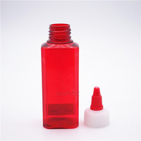 Bouteille cosmétique en plastique carrée en plastique PET/PCR rouge personnalisée en gros avec bouchon buccal 100ml