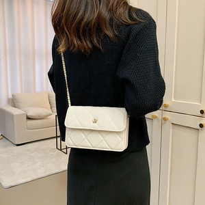 Tas Selempang Wanita Mewah Desainer Elegan Logo Kustom Gaya Klasik - Product Image 5