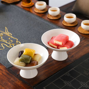 Assiette à dîner en porcelaine d'os blanc pur Style chinois rétro conception de pied haut cuisinière encerclée assiette en céramique pour rafraîchissements séchés - Product Image 3