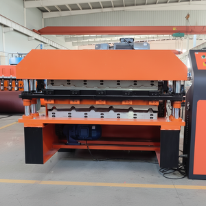 เครื่องม้วนแผ่นหลังคาสังกะสีแบบตั้งได้เครื่องขึ้นรูปแผ่นหลังคาสังกะสีแบบตั้งกระเบื้องพลังงานแสงอาทิตย์แบบคลิปหนีบ - Product Image 1