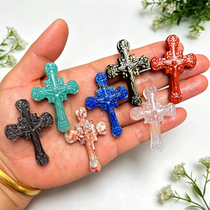 Natürlicher Halbedelstein Kristall Geschnitzter Kreuzanhänger 3,5*4,8cm Jesus-Kreuz-Charms für Schmuckherstellung Halsketten-Zubehör - Product Image 6
