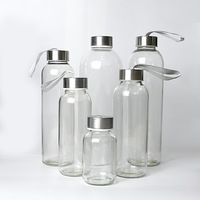 Bouteille d'eau de sport en verre bon marché de 500ml 1000ml avec couvercle en métal et sangle Tasse de voyage portable