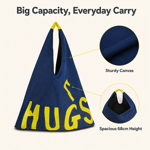 Sac fourre-tout en toile triangulaire Origami avec imprimé HUGS, grande taille, vente en gros - Product Image 3
