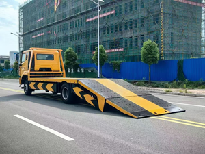 <span class=keywords><strong>Dépanneuse</strong></span> à plateau de qualité supérieure, 176 kW, longueur 9850 mm, <span class=keywords><strong>poids</strong></span> brut 18000 kg, camion de remorquage robuste - Product Image 1