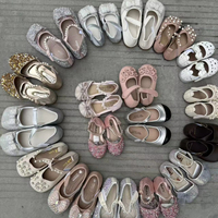 Chaussures pour enfants en stock à prix d'usine, chaussures de princesse pour filles, chaussures de cérémonie pour enfants à bas prix, restes de stock