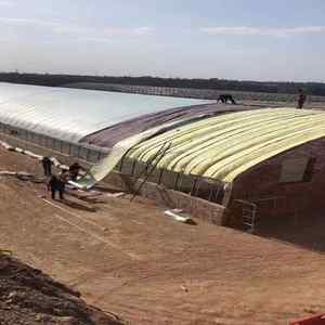 Feuille d'isolation spéciale en <span class=keywords><strong>laine</strong></span> <span class=keywords><strong>de</strong></span> fibre <span class=keywords><strong>de</strong></span> <span class=keywords><strong>verre</strong></span> ignifuge et insonorisée pour la construction <span class=keywords><strong>de</strong></span> murs internes/externes pour entrepôts - Product Image 5