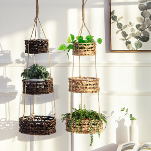 Panier suspendu Qingqian à trois niveaux, rond, en paille tressée, pour balcon, jardin, intérieur, extérieur, décoration - Product Image 1