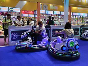 Voitures électriques à tamponneaux pour enfants à pièces, divertissement, utilisation commerciale pour enfants et adultes, à vendre - Product Image 5