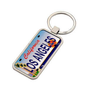 Portachiavi in Metallo Smaltato a Forma di Rosa Gialla con Scritta 'I LOVE Texas', Souvenir con Targa del Texas - Product Image 5