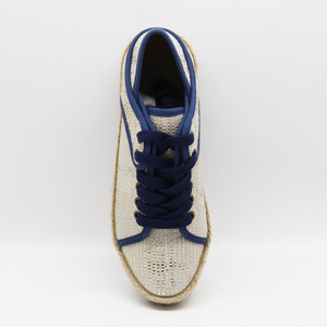 Baskets basses tissées métalliques avec surpiqûres contrastantes <span class=keywords><strong>bleu</strong></span> <span class=keywords><strong>marine</strong></span>, semelle en espadrille de jute - Chaussures décontractées confortables pour femmes - Product Image 6