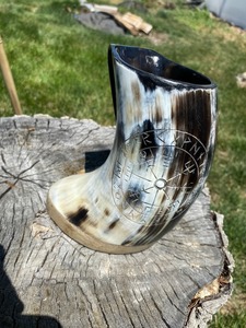 Cuerno para Beber de Búfalo Orgánico Ecológico Norse Horn, Soporte de Cuero Hecho a Mano Moderno y Religioso, Decoración para el Hogar, Artesanía - Product Image 2