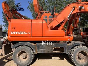 Doosan รถขุดไฮดรอลิคตีนตะขาบ DH130w-7มือสองจากญี่ปุ่น21ตัน - Product Image 3