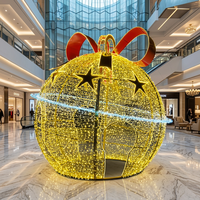 Outdoor Bestseller Lebensgroßer Riesiger Begehbarer Bogen 3D Weihnachten Rote PVC IP65 Maßgefertigte Kugel-Motiv-Lichter