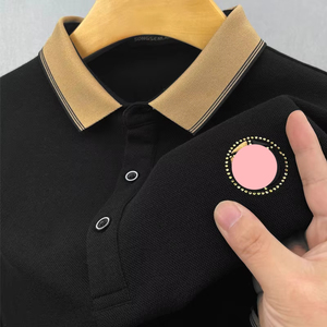 เสื้อเชิ้ตผู้ชาย <span class=keywords><strong>WL</strong></span> รุ่นปี 2025 ผ้าทอเนื้อนุ่มสบาย เป็นมิตรต่อสิ่งแวดล้อม เหมาะสำหรับฤดูร้อน ปักลายเรียบง่าย แขนสั้น ทรงหลวม ปกเสื้อแบบปกเชิ้ต - Product Image 2