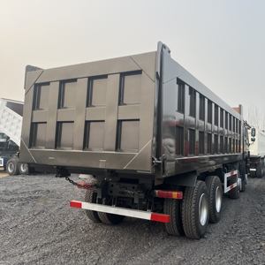 Camión Volquete SINOTRUK HOWO 8x4 de 30 Toneladas, 371hp, Euro 2, Dirección Derecha, Diésel, Usado, en Venta - Product Image 2