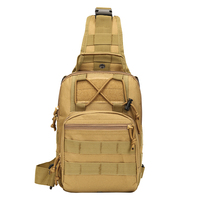 Sac à bandoulière tactique pour hommes le plus populaire Logo personnalisé Doublure en polyester imperméable à la mode Cadre interne à bas prix