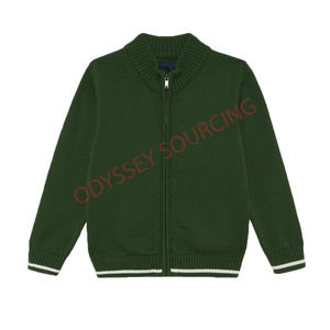 Cardigan durable et écologique à fermeture éclair pour enfants, 100% coton, couleurs vives pour les enfants actifs, les aventures hivernales en plein air. - Product Image 5