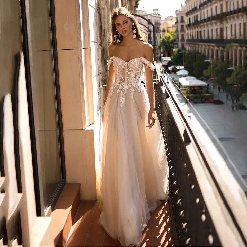 Champagne Sweetheart abiti da sposa con spalle scoperte Boho 3D fiori Tulle A-line pizzo abiti da sposa Sexy principessa per matrimonio 2021