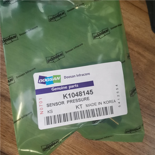 Original Pressure Sensor K1048145 725246 for DX180 DX225