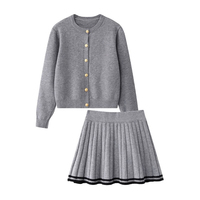 Ensemble pull en tricot pour femmes Pull à manches longues et col rond pour femmes Cardigan en tricot à boutons de style preppy Jupe en tricot pour femmes Ensembles deux pièces