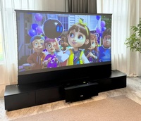 Proyector Láser Tricolor ALPD Formovie T2 Ultra Corta Distancia 4K para Cine en Casa, Pantalla Negra CBSP de 120 Pulgadas, Mueble Inteligente para TV
