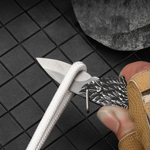 Hongrui Tùy Chỉnh Kích Thước Nhỏ <span class=keywords><strong>Eagle</strong></span> Pocket <span class=keywords><strong>Knife</strong></span> 3D In Ấn Thép Không Gỉ Xử Lý DIY Gấp Lưỡi Edc Keychain Dao - Product Image 2