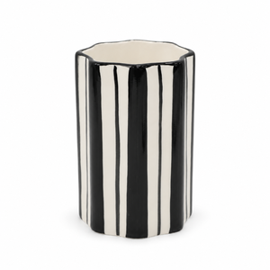 Ensemble d'accessoires de salle de bain en céramique rayé noir et blanc, design à bord festonné, distributeur de lotion, porte-savon, gobelet, trois pièces - Product Image 5